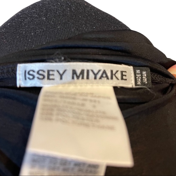 ISSEY MIYAKE - beautiful black, wide leg, Raw edge pants. - Picture 10 of 13